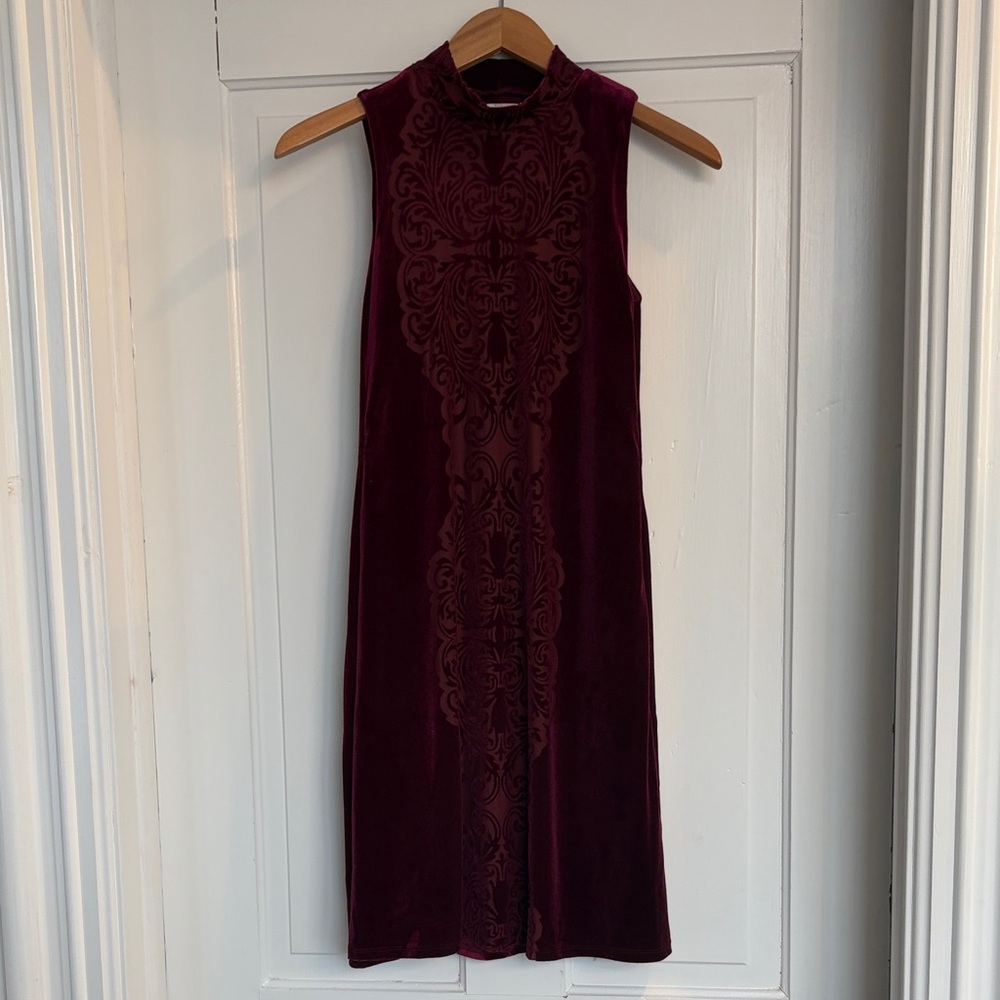 Maurices Deep Burgundy Velvet Damask Burnout Sleeveless Midi Dress Size XS